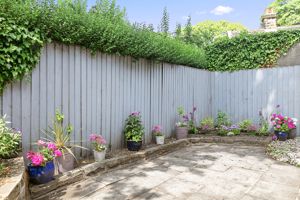 Photo 30- click for photo gallery